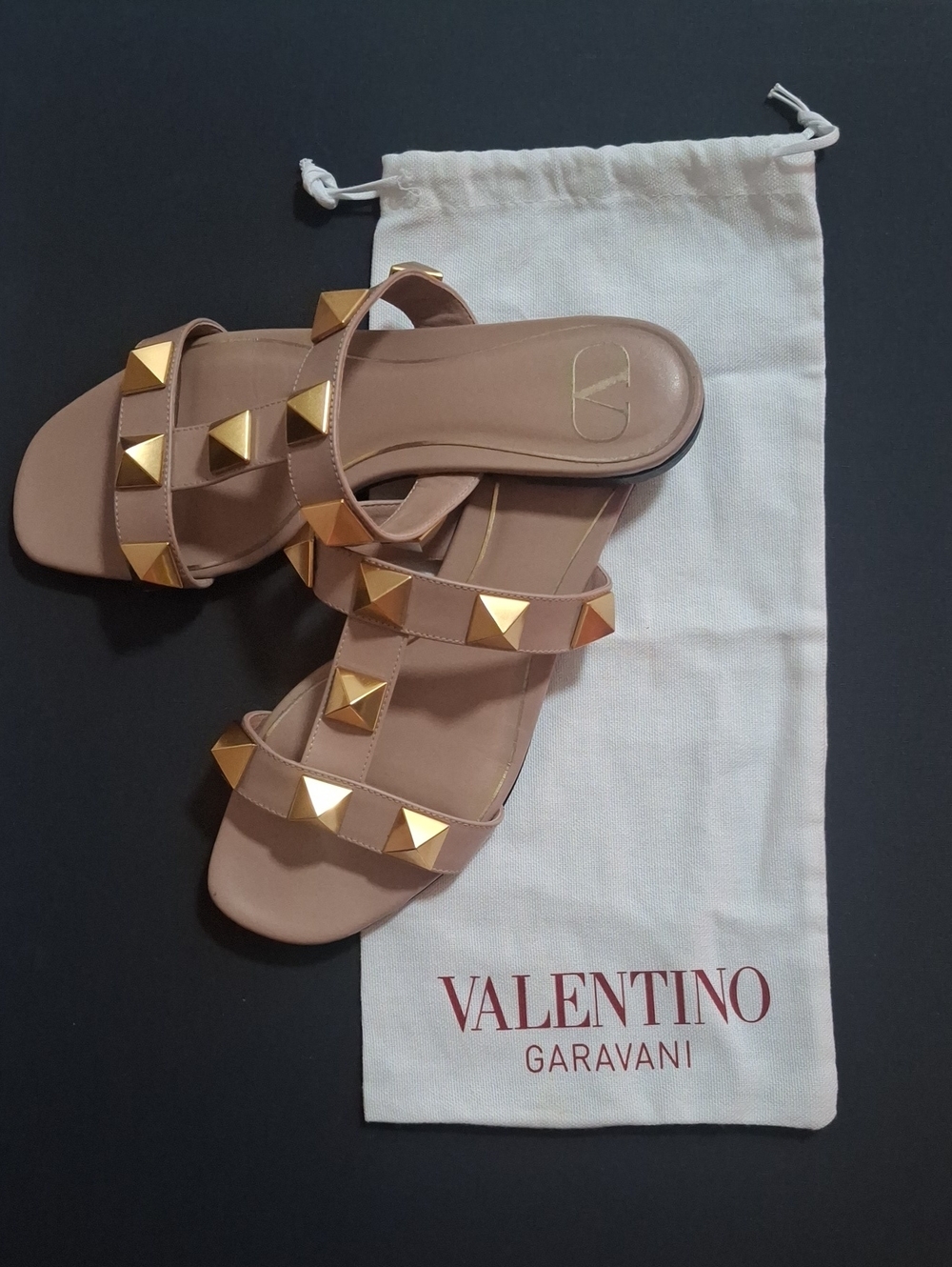 Valentino Garavani Rockstud Sandals (Size 37).